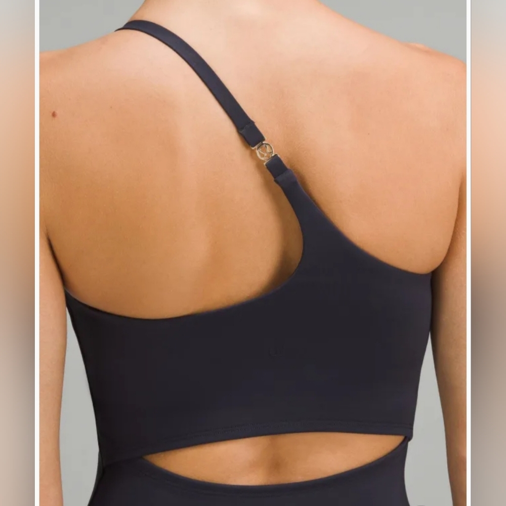 016 - NWT Lululemon SmoothCover One-Shoulder Bodysuit 25" Size 8